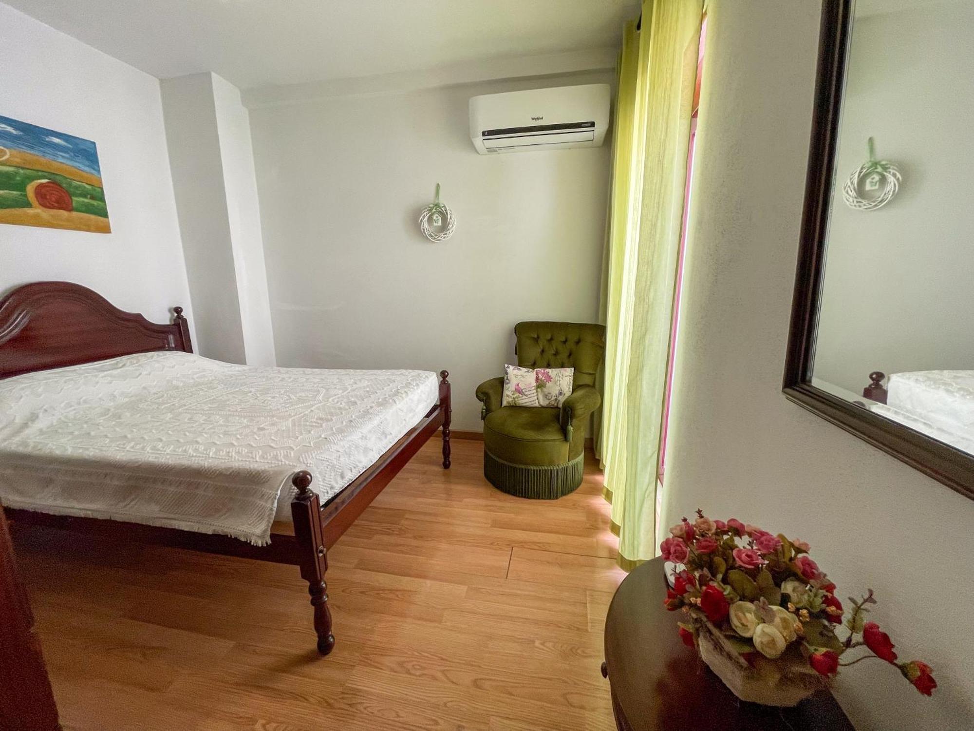 Home Away From Home エヴォラ 部屋 写真